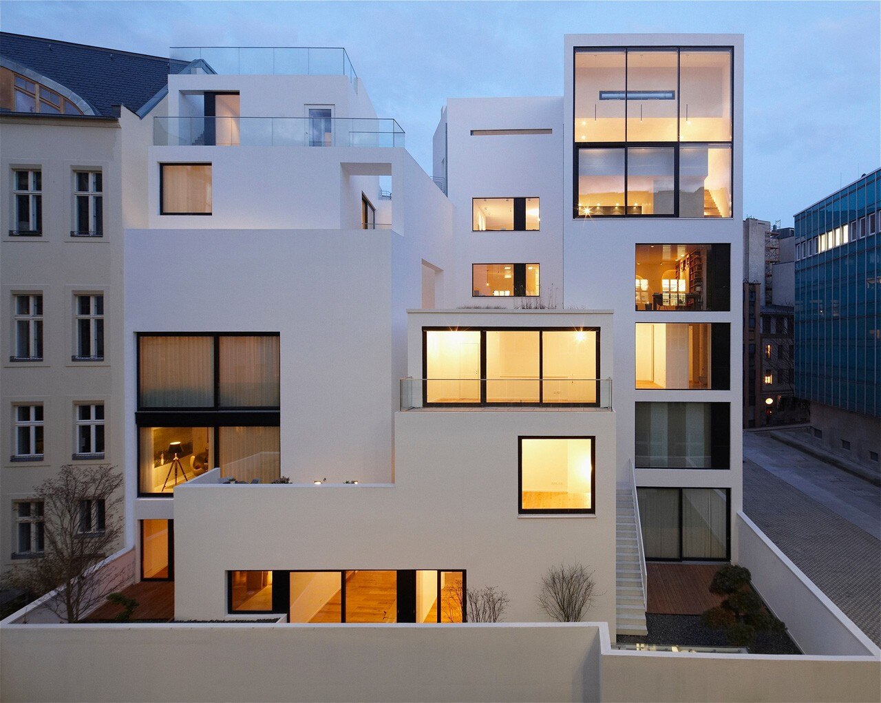 Housing at the old city wall, ph. Aviel Avdar